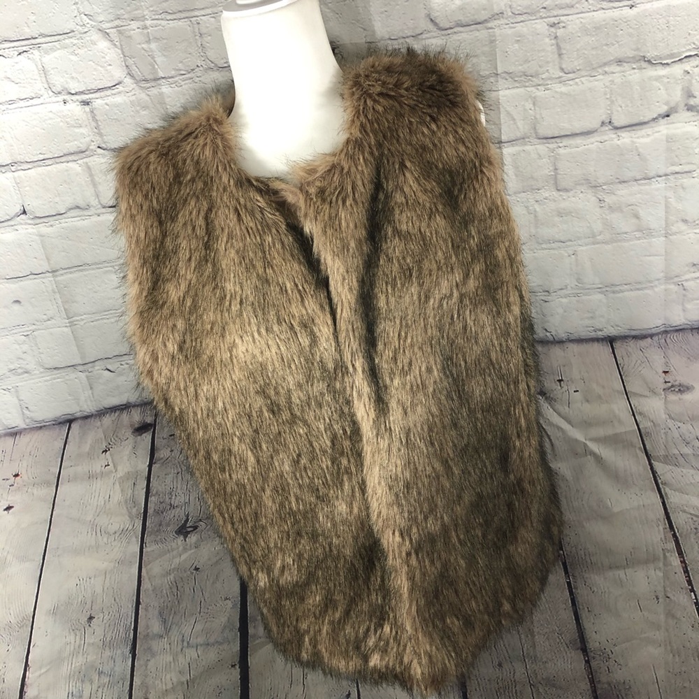 Polly & Esther Faux Fur Vest Womens Small/Medium Brown Vest Mobwife